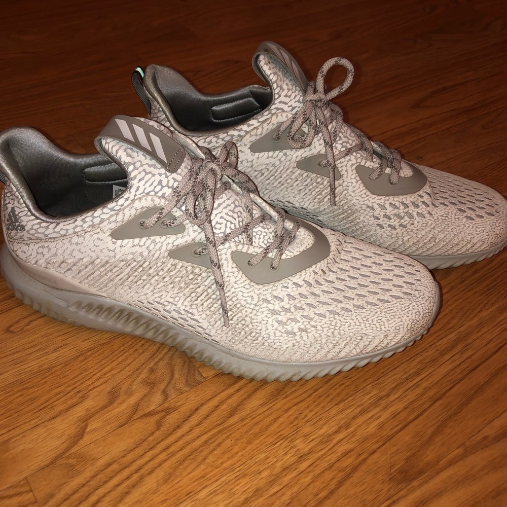 Adidas alphabounce sneaker